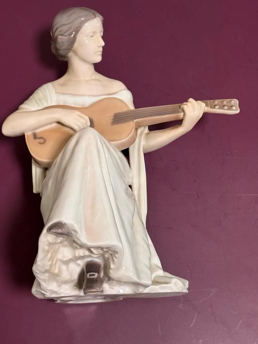 Bing & Grondahl 1684 Woman Lady Playing Guitar Porcelain Figurine